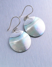 Load image into Gallery viewer, Nautilus shell earrings
