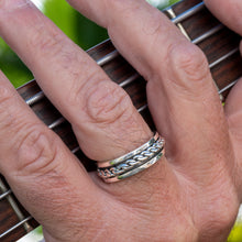 Load image into Gallery viewer, Mens sterling silver spinner ring