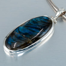 Load image into Gallery viewer, Large oval labradorite pendant