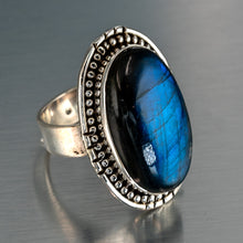 Load image into Gallery viewer, Large oval labradorite ring