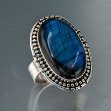 Load image into Gallery viewer, Large oval labradorite ring