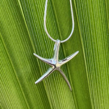 Load image into Gallery viewer, Large Sterling Silver Starfish Necklace