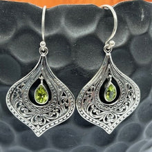 Load image into Gallery viewer, Peridot sterling silver dangly earrings