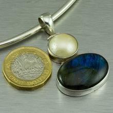 Load image into Gallery viewer, Labradorite and mabe pearl pendant - Gemstonz Silver