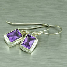 Cargar imagen en el visor de la galería, Amethyst 'emerald-cut' silver earrings