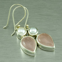 Cargar imagen en el visor de la galería, Rose Quartz and pearl silver earrings