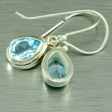 Cargar imagen en el visor de la galería, Blue topaz silver teardrop earrings.