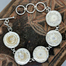 Load image into Gallery viewer, Sterling Silver Antik Shell Bracelet