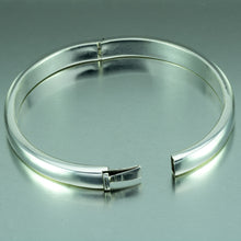 Load image into Gallery viewer, Sterling Silver "D" Shape Oval Bangle