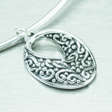 Load image into Gallery viewer, Silver oval vintage oxidized pendant