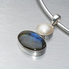 Load image into Gallery viewer, Labradorite and mabe pearl pendant - Gemstonz Silver