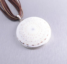 Load image into Gallery viewer, Antik shell sterling silver pendant - Gemstonz Silver