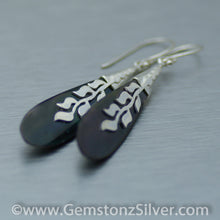 Load image into Gallery viewer, Long blacklip shell earrings with silver detail on front