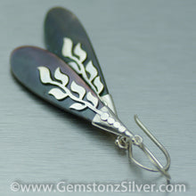 Load image into Gallery viewer, Long blacklip shell earrings with silver detail on front