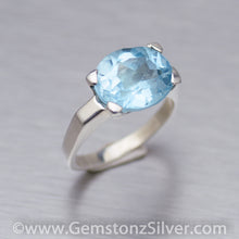 Load image into Gallery viewer, Blue Topaz clawset ring - Gemstonz Silver