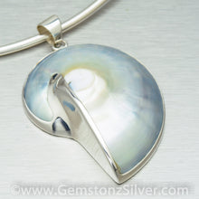 Load image into Gallery viewer, Large Nautilus Shell Pendant. 92.5% Sterling Silver - Gemstonz Silver