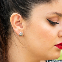 Load image into Gallery viewer, Pretty, square ajoure stud earrings.