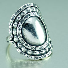 Load image into Gallery viewer, Sterling silver , large oval boho style ring