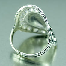Load image into Gallery viewer, Sterling silver , large oval boho style ring