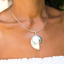 Load image into Gallery viewer, Large Nautilus Shell Pendant. 92.5% Sterling Silver - Gemstonz Silver