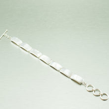 Load image into Gallery viewer, mother of pearl silver bracelet