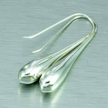 Cargar imagen en el visor de la galería, Long sterling silver teardrop earrings