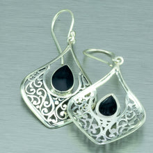 Load image into Gallery viewer, Balinese ajoure large black shell earrings