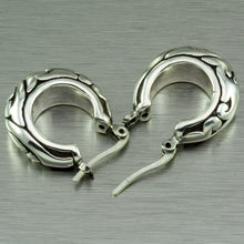 Load image into Gallery viewer, Ethnic Silver Huggie Earrings