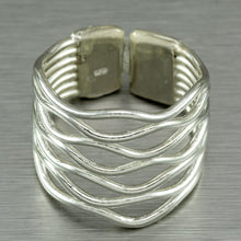 Load image into Gallery viewer, Silver wire 'Wiggle' Ring