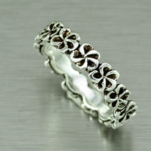 Load image into Gallery viewer, Frangipani flower silver ring