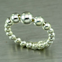 Load image into Gallery viewer, Sterling silver graduated ball ring