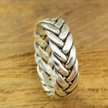 Load image into Gallery viewer, Men's Sterling Silver Interlaced Ring