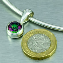 Cargar imagen en el visor de la galería, Small round mystic topaz pendant.
