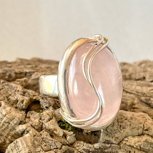 Large oval, rose quartz wire wrapped silver ringr 