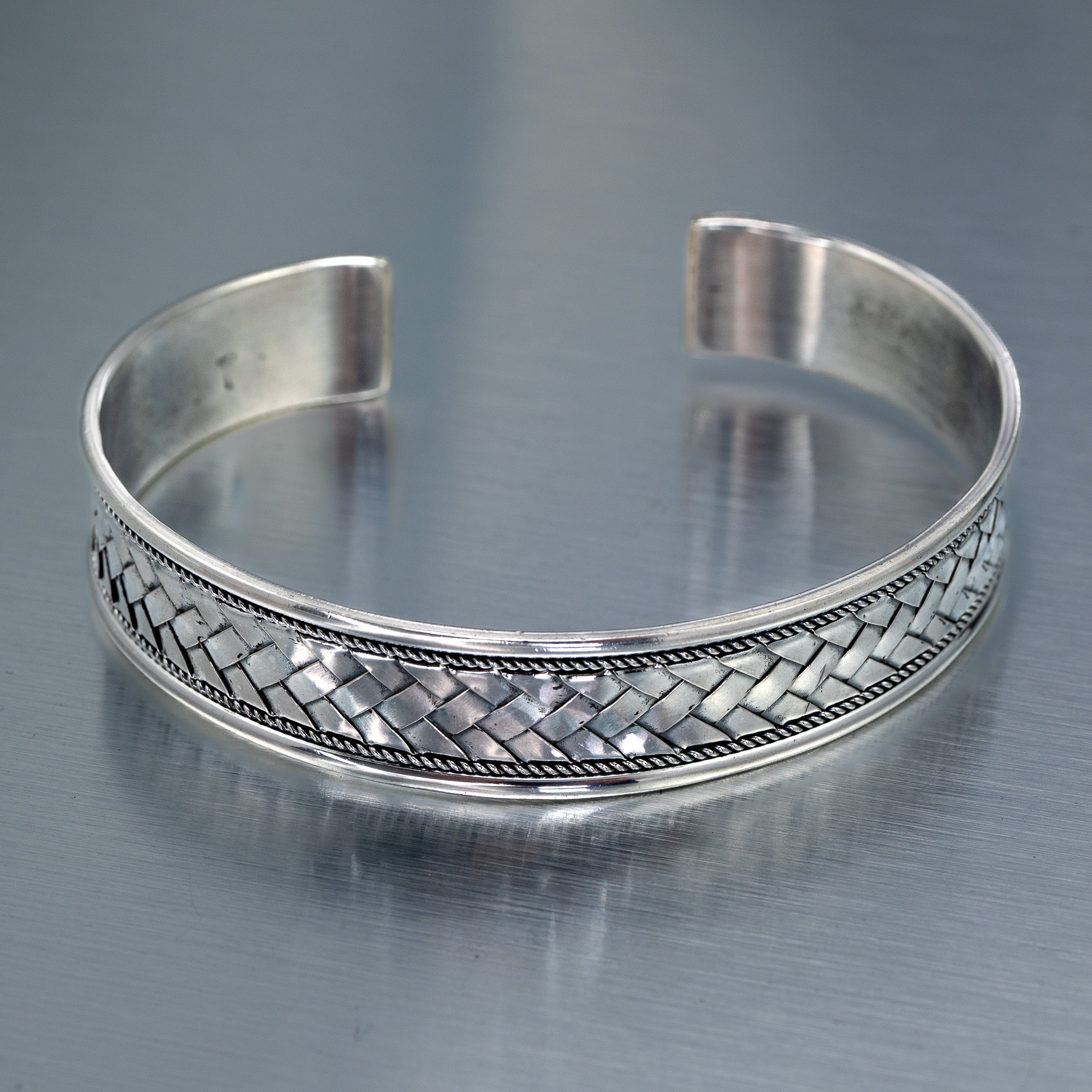 ブレスレット STONEHENgE silver gray ribbon bracelet ブレスレット STONEHENgE silver gray ribbon bracelet