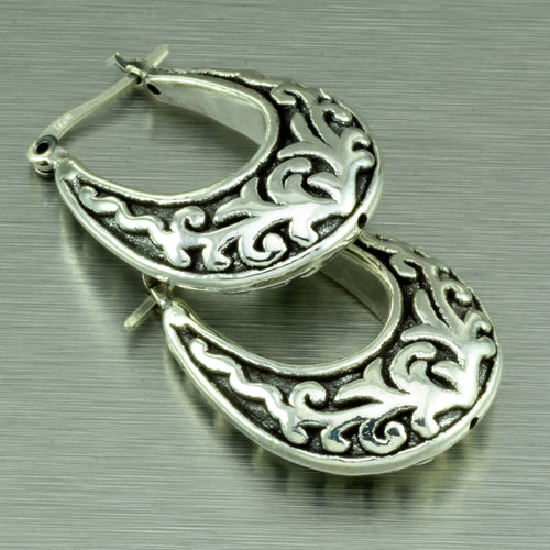 Ethnic style, patterned hoop earrings.