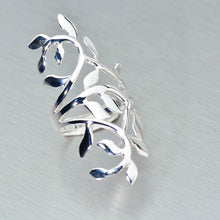 Load image into Gallery viewer, Sterling Silver Long Plant Ring.