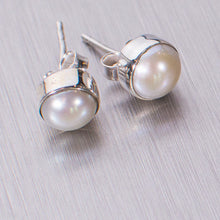 Load image into Gallery viewer, Pearl Studs (small) - Gemstonz Silver