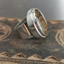Cargar imagen en el visor de la galería, Large Ammonite silver ring