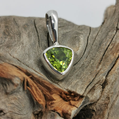 Small Peridot Necklace, 925 Sterling Silver.