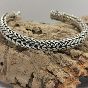 Pulsera balinesa pesada hecha a mano, plata de ley 925