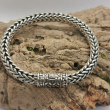 Cargar imagen en el visor de la galería, Pulsera balinesa pesada hecha a mano, plata de ley 925