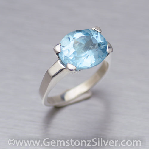 Blue Topaz clawset ring - Gemstonz Silver