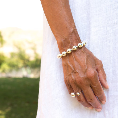 Sterling silver bracelet with 14 large silver balls