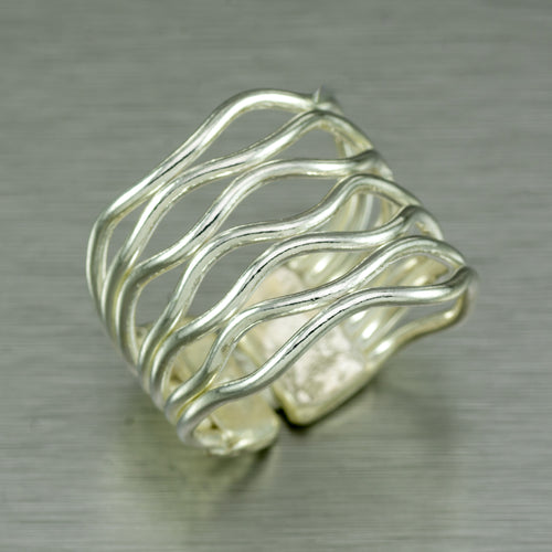 Silver wire 'Wiggle' Ring