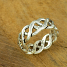 Load image into Gallery viewer, Men&#39;s Plaited Silver Ring