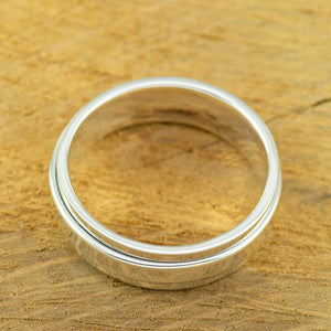 Polished sterling silver, plain mens spinner ring