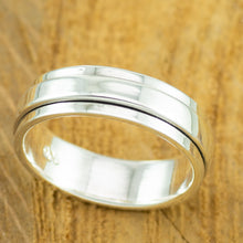 Load image into Gallery viewer, Polished sterling silver, plain mens spinner ring