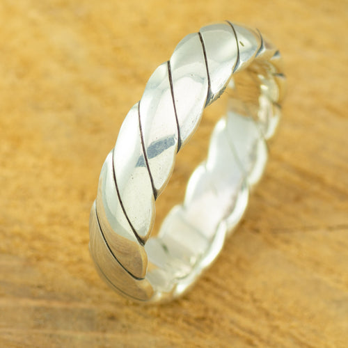 Men's silver ring