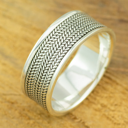 Mens sterling silver ring with tyre pattern